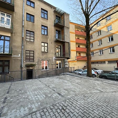 Revesen Premium Apartments Krakow Bagian luar foto