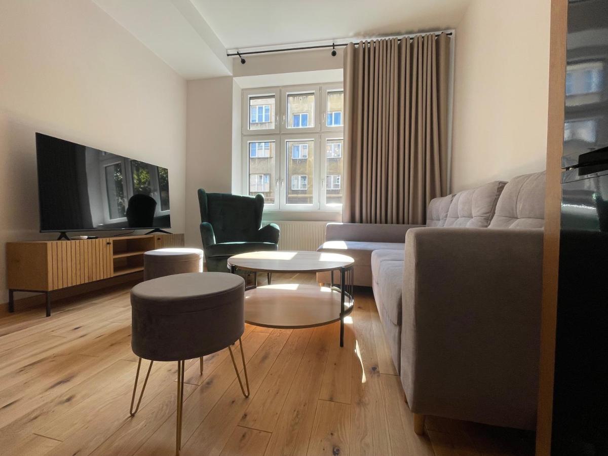 Revesen Premium Apartments Krakow Bagian luar foto