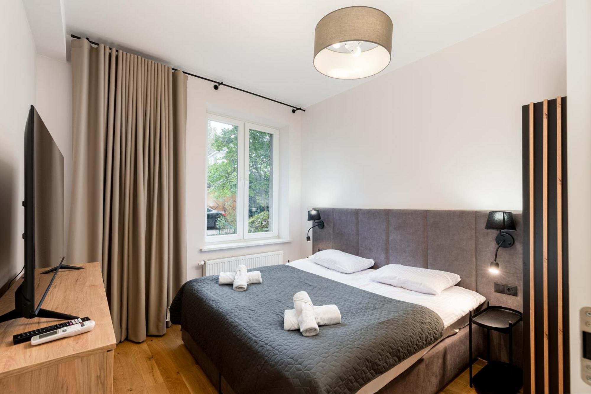 Revesen Premium Apartments Krakow Bagian luar foto