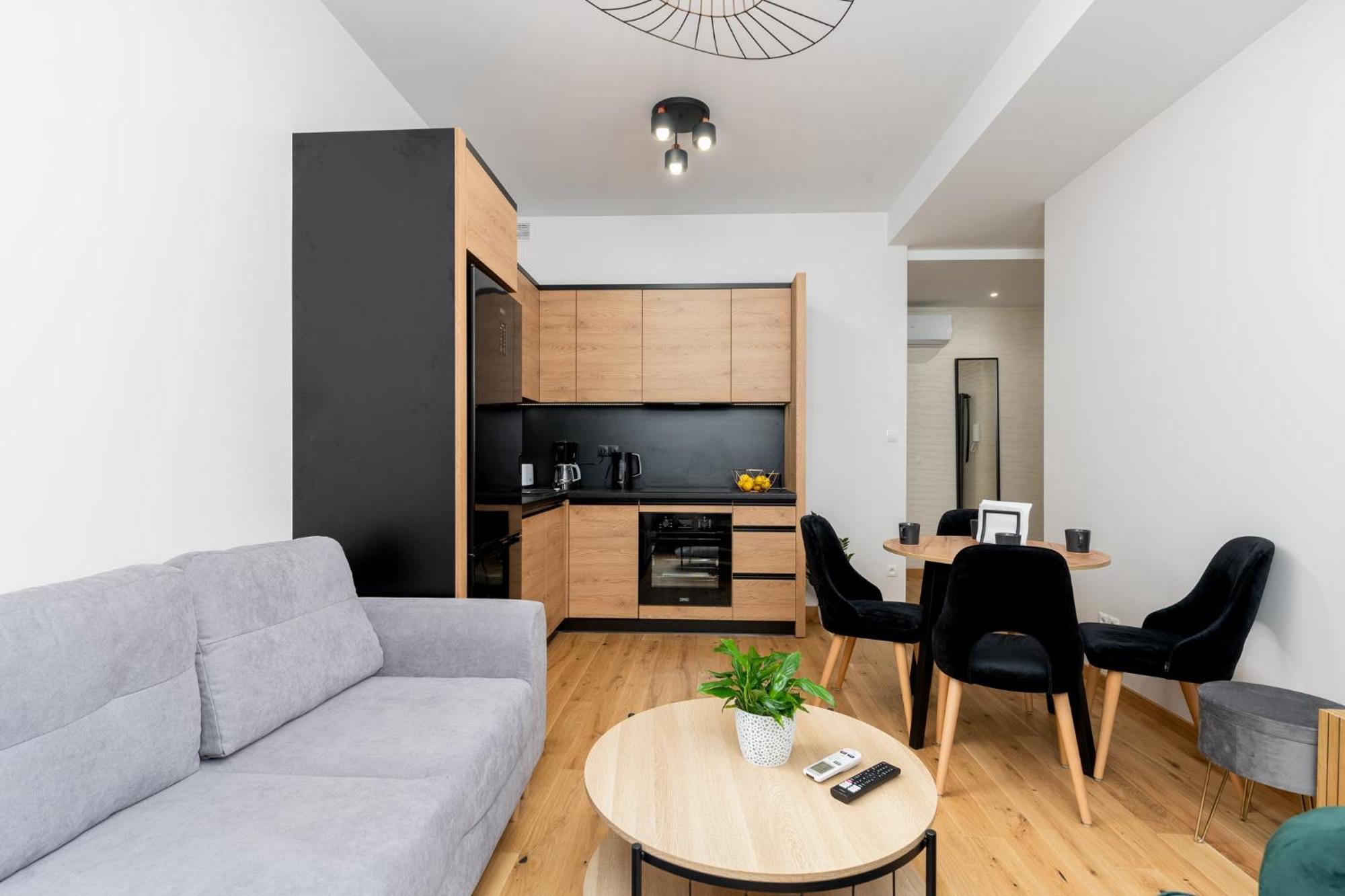 Revesen Premium Apartments Krakow Bagian luar foto