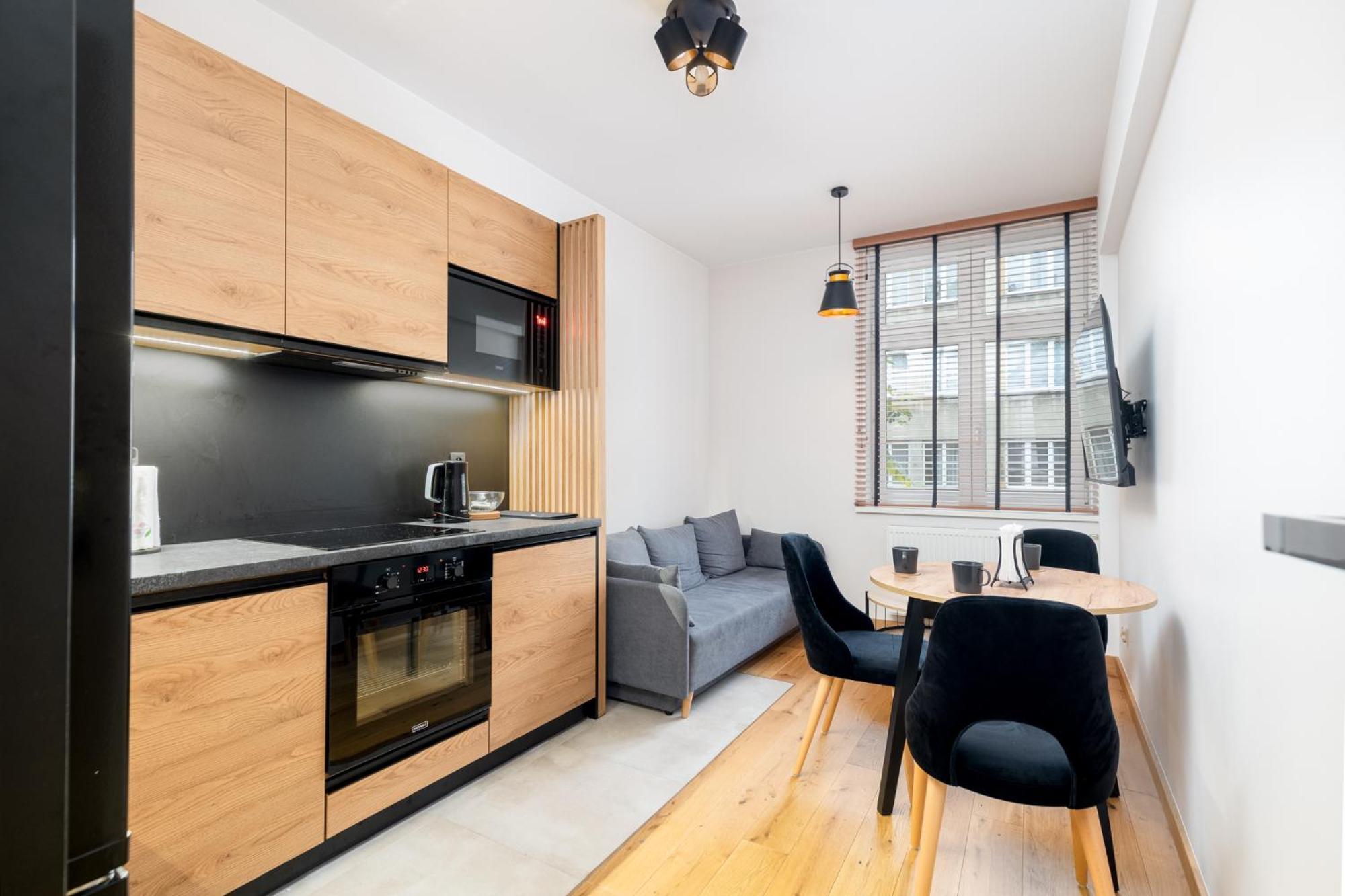 Revesen Premium Apartments Krakow Bagian luar foto