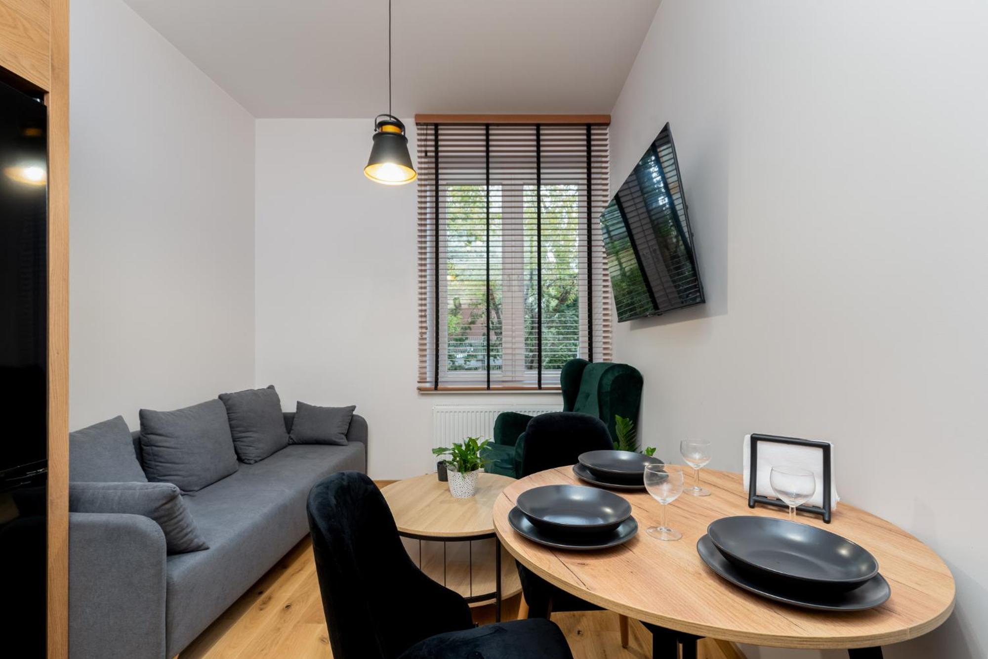 Revesen Premium Apartments Krakow Bagian luar foto